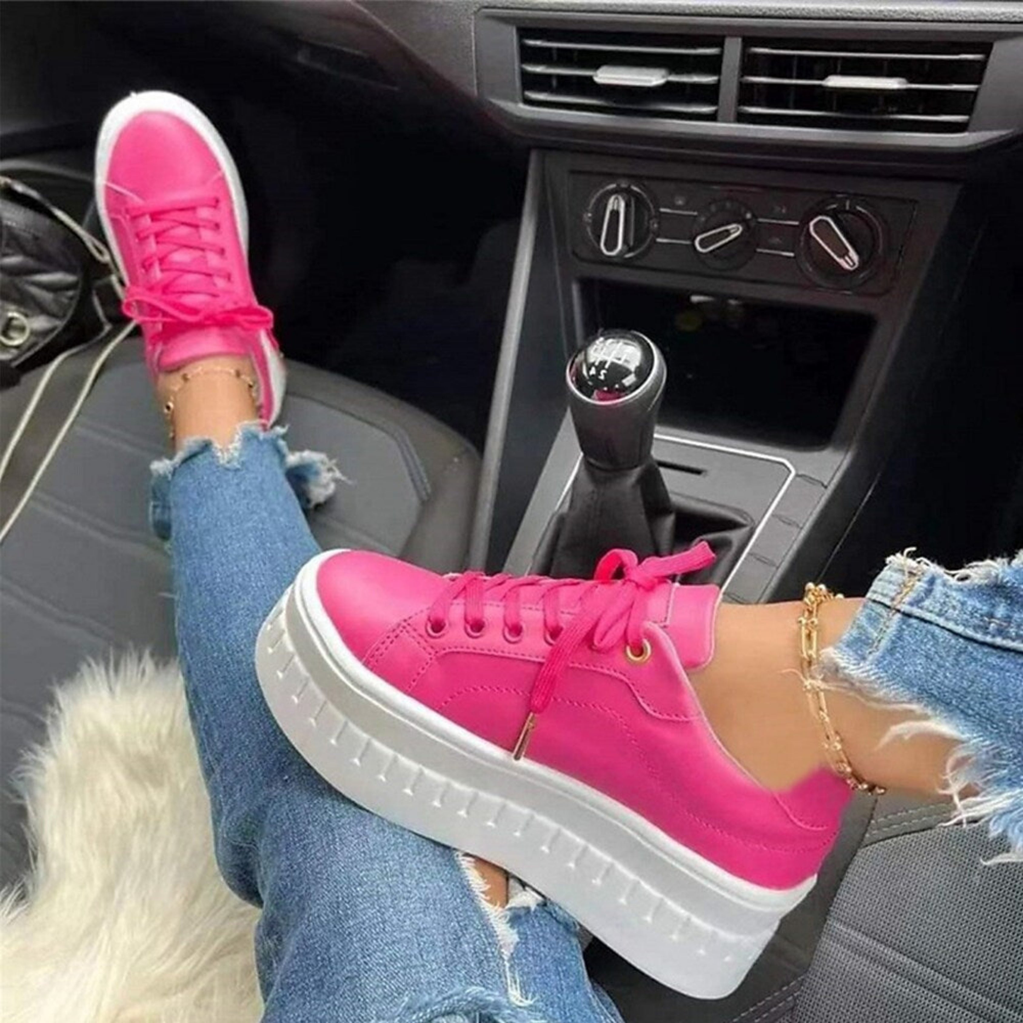 Hannah - Sneakersy na grubej platformie z kontrastową podeszwą - zdjęcie 10